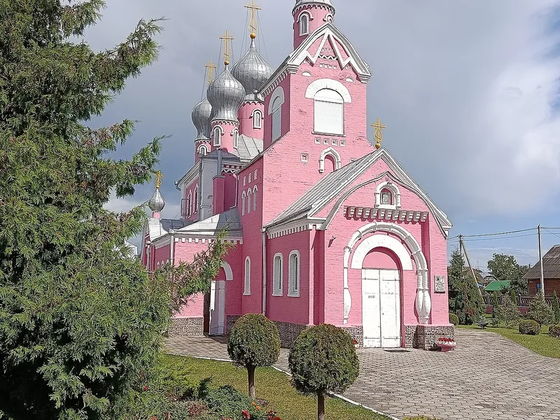 Pink church — Church of the Holy Mother of Kazan, Davyd-Haradok